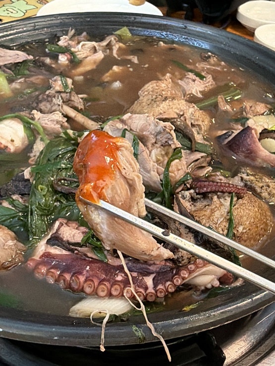 자연능이버섯백숙 본점 사진 6