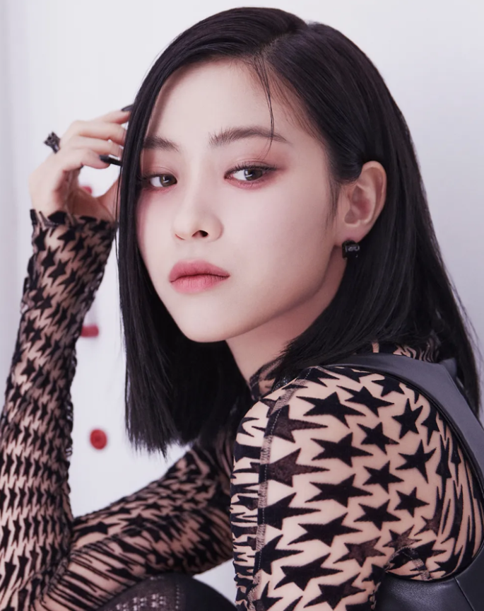 있지[ITZY] 류진 프로필 나이 키 학력 고향 | 독립영화 '지상의 밤' 주연 발탁… 올라운더 영역 ....
