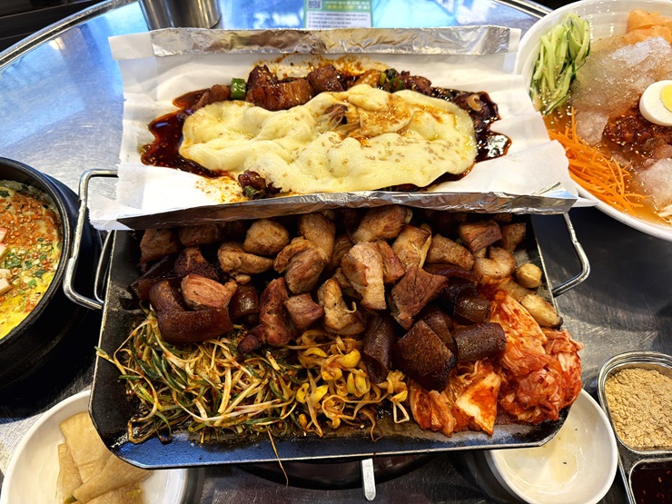 평화김해뒷고기 청주율량점 사진 3