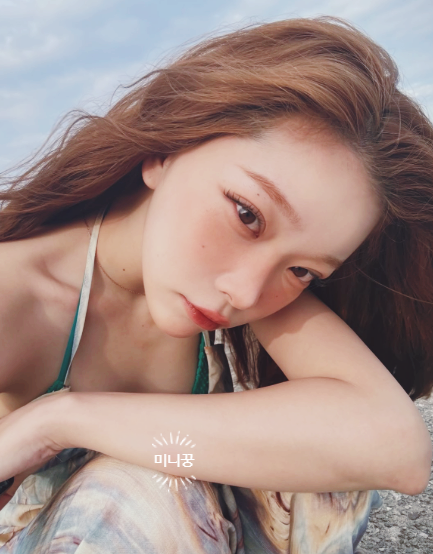 "직캠 1500만뷰" 3대 165 친다는 빌리 츠키 비키니룩