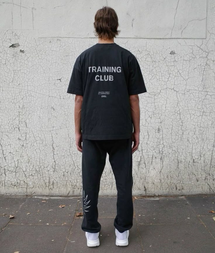 ⓆⒸ UVU 트레이닝 클럽 티셔츠 Training Club T-Shirt 반팔 티 러닝 런닝