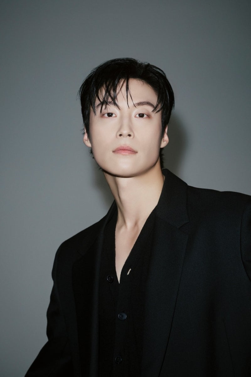Heo Nam-jun's First Fan Meeting in 7 Years: All Tickets Sold Out in 1 Minute After Opening – "Proving His Popularity"