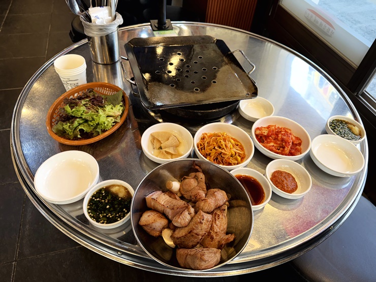 평화김해뒷고기 청주율량점 사진 2