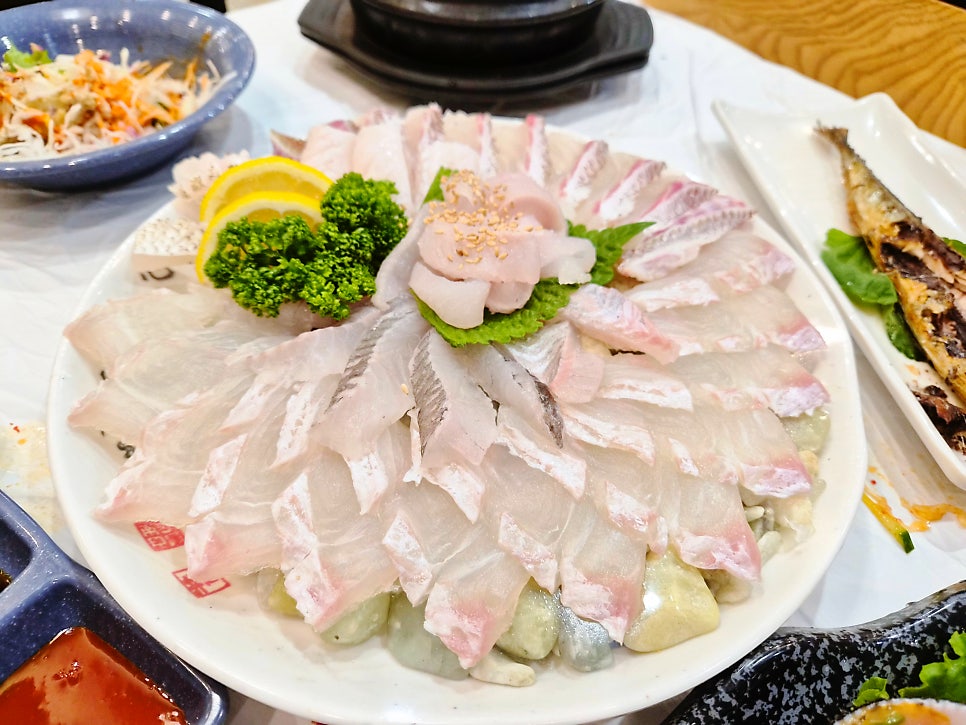 세계로수산 사진 1