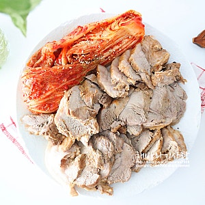 돼지고기 수육 삶는법 압력솥 앞다리살 보쌈 레시피