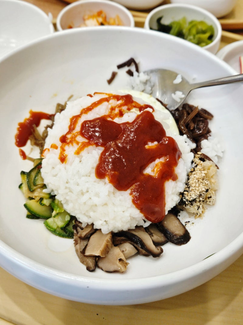 서면 비빔밥집 본죽&비빔밥 추천메뉴 6가지나물비빔밥