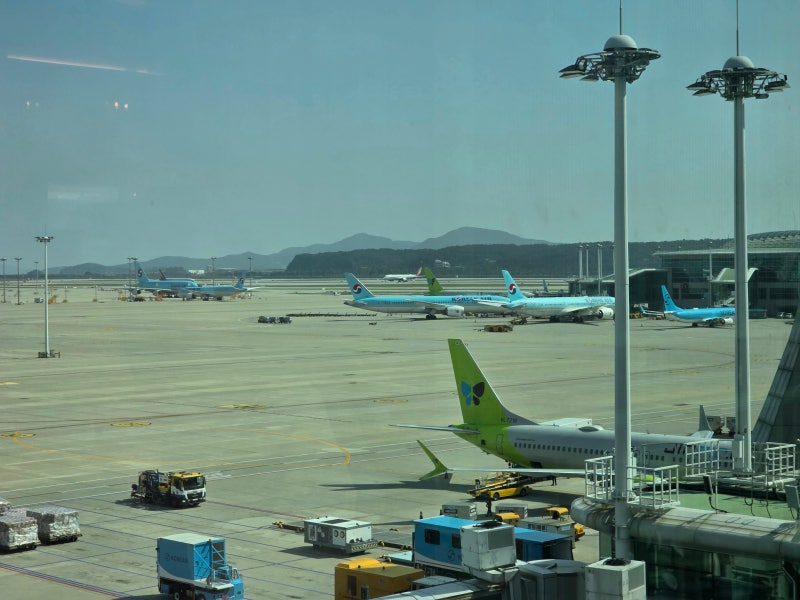 인천공항 2터미널에서 출국한 후기 - 주차, 혼잡도, 라운지, 맛집 등