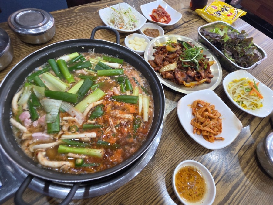 고령촌돼지찌개 본점 사진 2