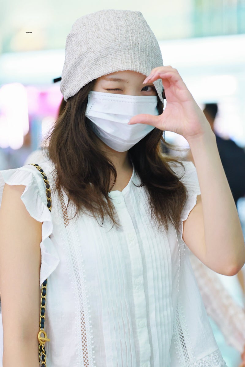 LE SSERAFIM Departs from Incheon Airport on July 24, 2026