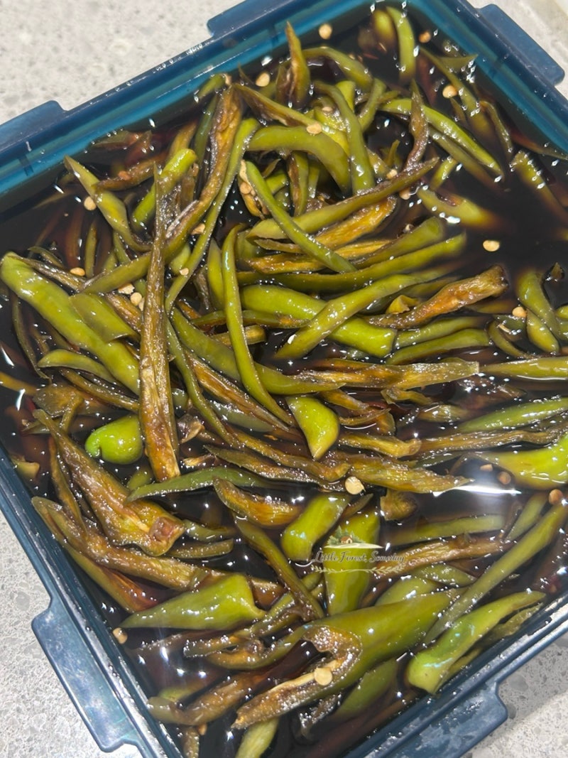 통으로 담는 것보다 10배 맛있는 고추채장아찌