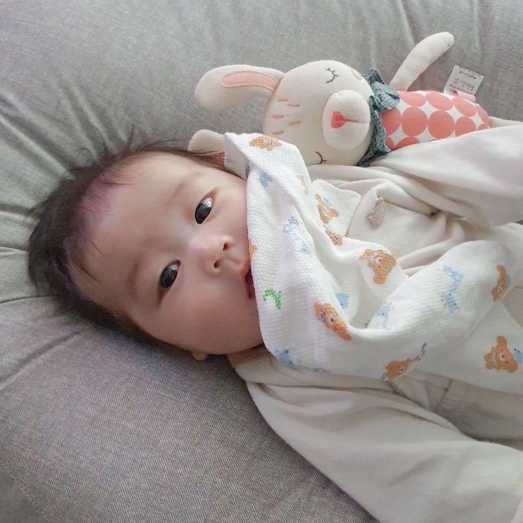 아기 애착인형 시기 언제부터? 장점과 주의사항 총정리