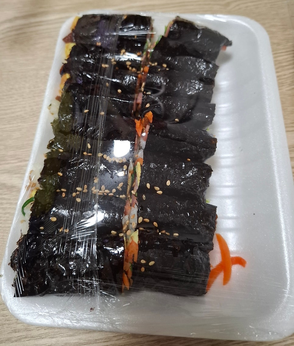 김밥전문공간얌얌 사진 3