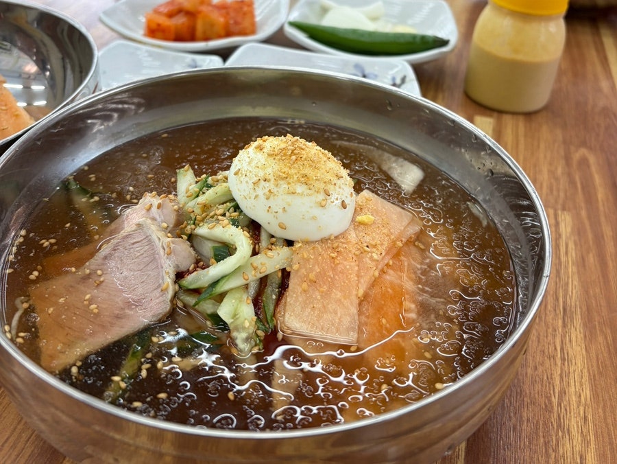 밥값하는가마솥국밥 사진 1