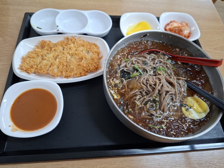밀알생돈까스 사진 1