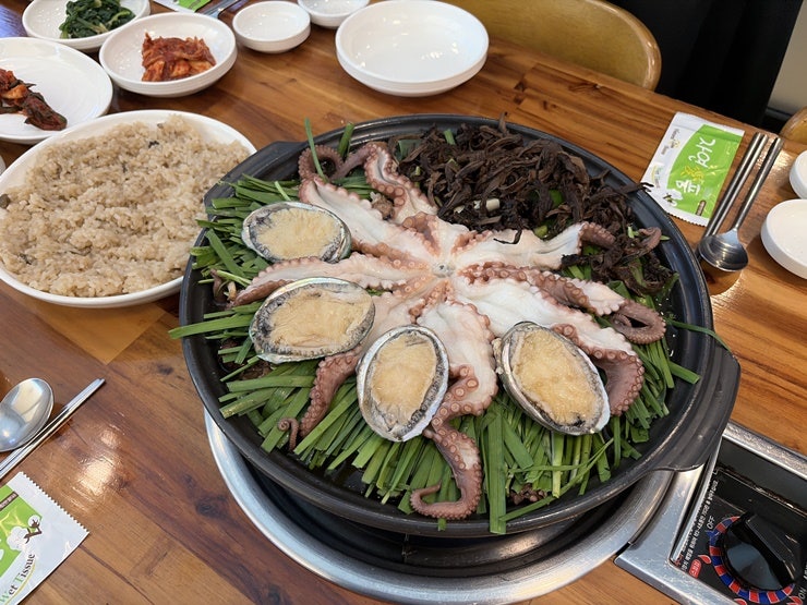 자연능이버섯백숙 본점 사진 3