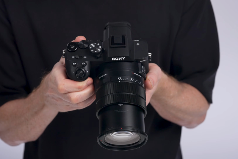 소니 RX10 V 슈퍼줌 카메라 출시 스펙 특장점 정리