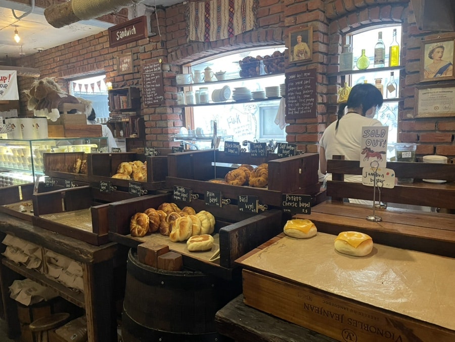 런던베이글뮤지엄 도산점 사진 6