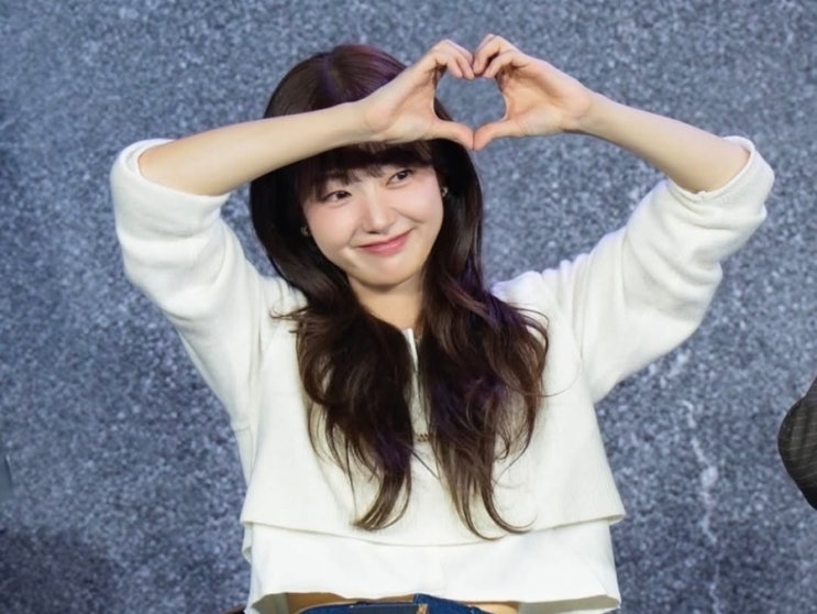 김혜준, 이번엔 로코 여주! <b>최애의 사원</b> 프로필 필모 총정리