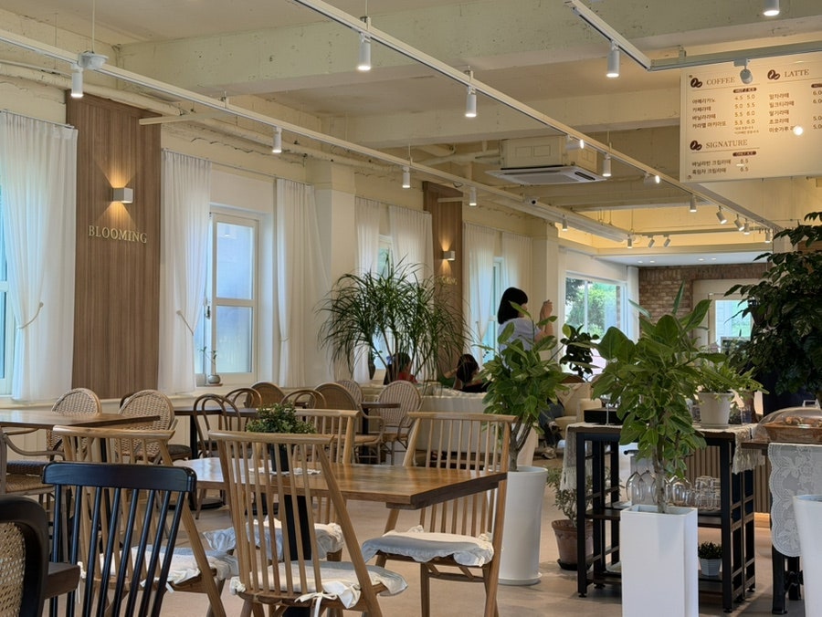 블루밍 카페 Blooming Cafe 사진 6