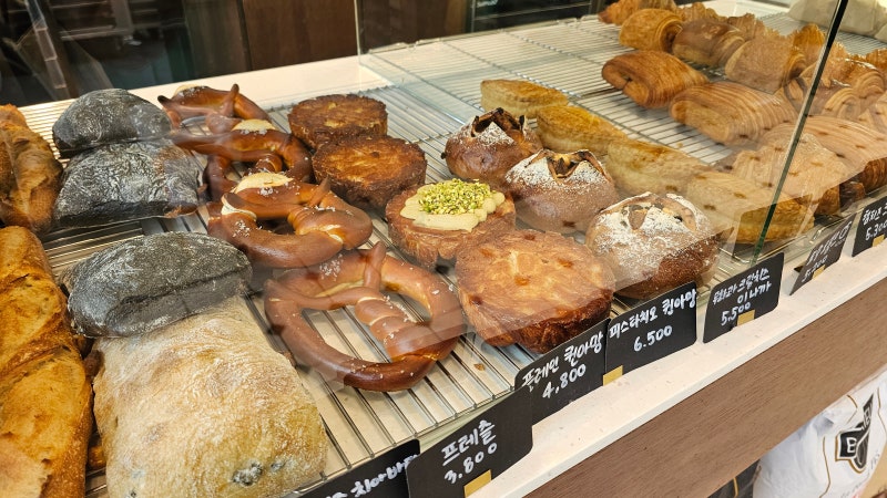 동탄호수공원 프리미엄 베이커리 카페-블랑제리 르 가르쏭