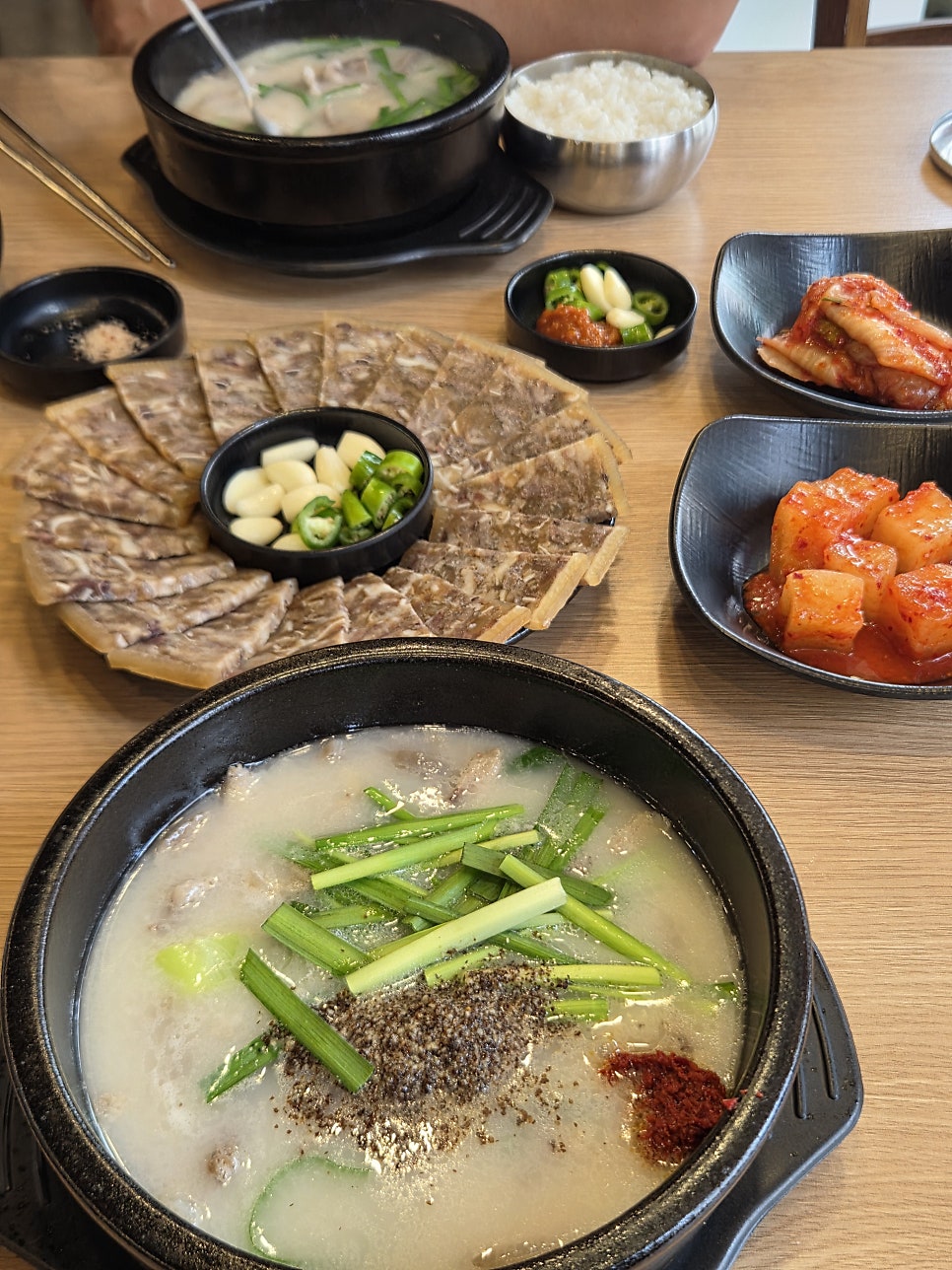 용길이네국밥집 화성병점점 사진 6