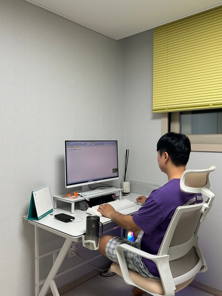 1인용 컴퓨터 책상 1200 작은방 홈오피스 완성한 4만원대 가성비 락키홈즈 게이밍 책상 내돈내....