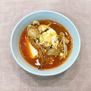 해물 순두부찌개 끓이는 법 얼큰함 가득 돼지고기 해물 순두부 레시피