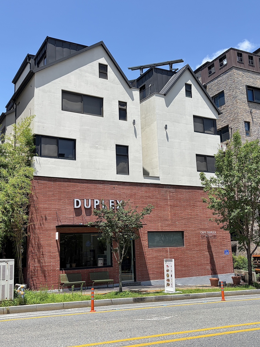 듀플렉스 대전 도안본점 사진 1