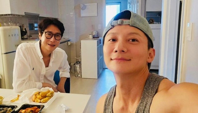 젝스키스 이재진 결혼·득남 후 근황고지용과 오랜만에 만난 반가운 투샷