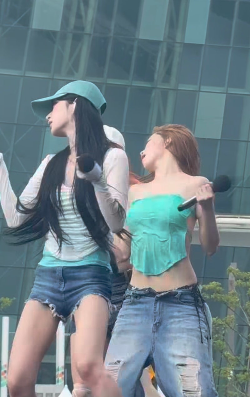츠키 워터밤, 직캠 하나로 다시 증명한 존재감…‘표정 천재’가 무대를 장악한 순간