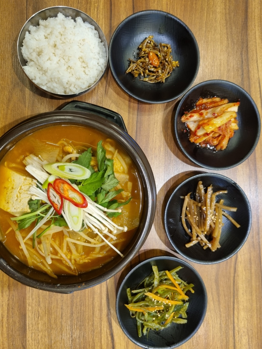아구듬뿍&알곤마니 울산남목점 사진 2
