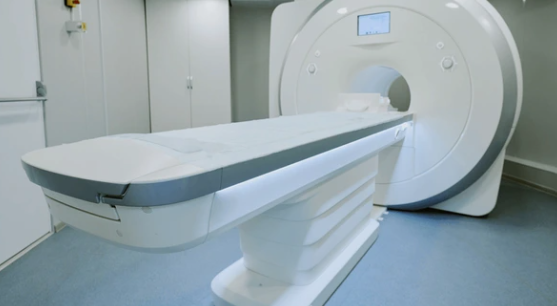 MRI 촬영 전 틀니와 금속은 꼭 빼야 할까요? 안전하게 검사받는 방법