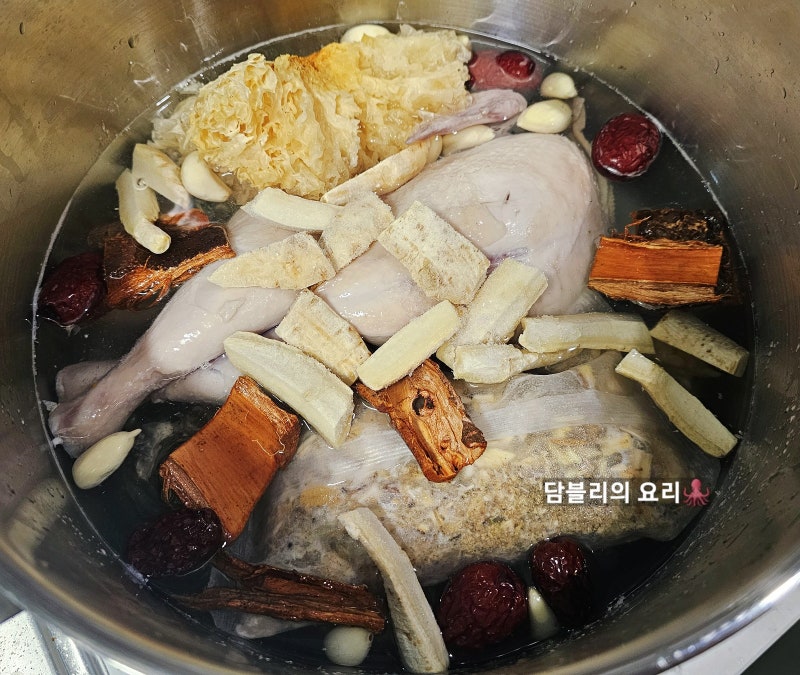 중복 몸보신 추천! 집에서 끓이는 해신탕 밀키트 후기, 이게 진짜 여름 보양식