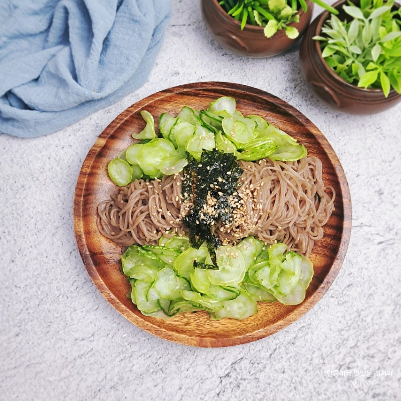 들기름 막국수 레시피 메밀 오이 비빔국수 만들기