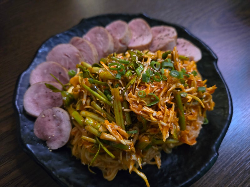 매운음식 먹고 피부 간지러움? 콜린성 알레르기 의심해보세요.