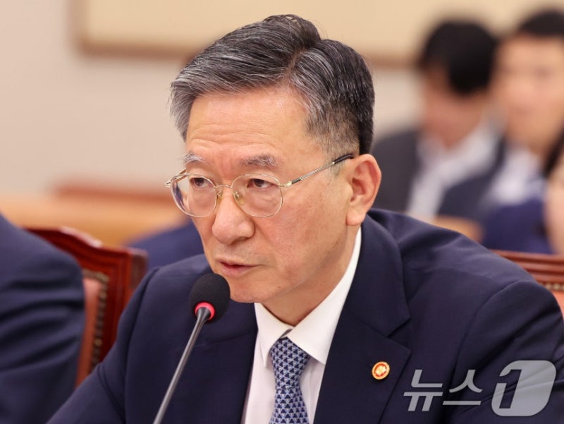 정성호 법무부장관, '사의' 표명 이유 있었다… 검찰개혁 후폭풍