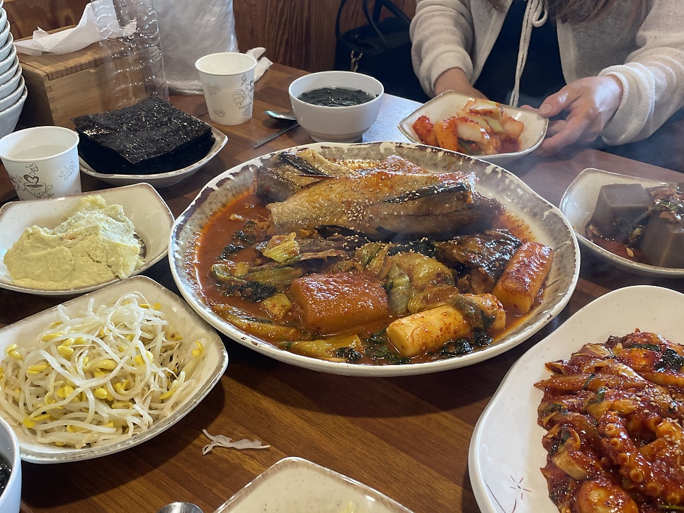 투썸플레이스 포천고모호수점 사진 6