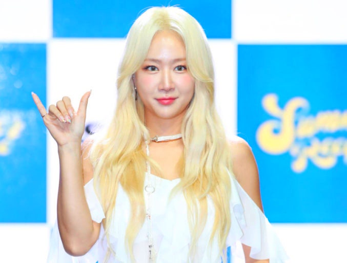 소유 부친상, 아버지 사망원인 사인 빈소 발인 장례식장 정보 (나이 나무위키 프로필)