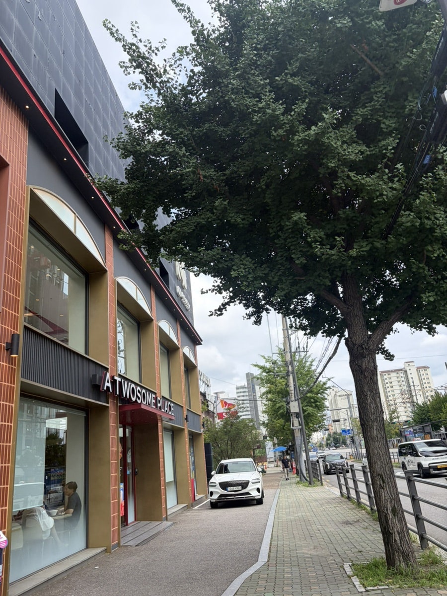 투썸플레이스 수색DMC점 사진 2