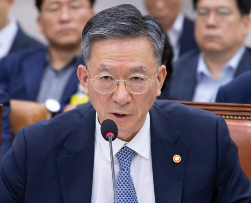 [긴급속보] 정성호 법무장관 사퇴 의지 직접 밝혔다…“오래전부터 참모 통해 전달”
