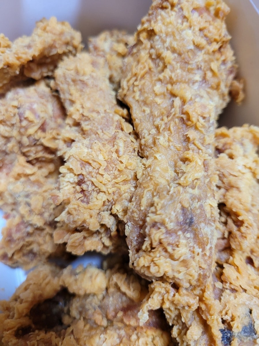 맘스터치 피자앤치킨 인천효성점 사진 6
