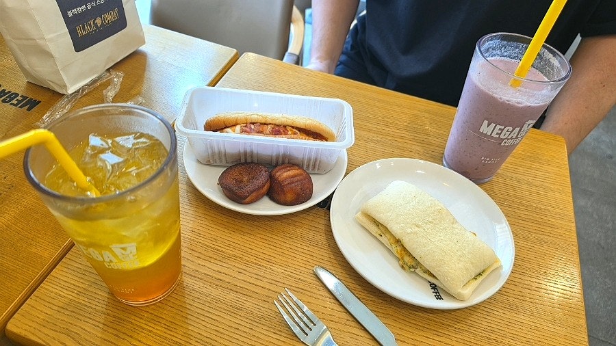 메가MGC커피 서울역점 사진 1