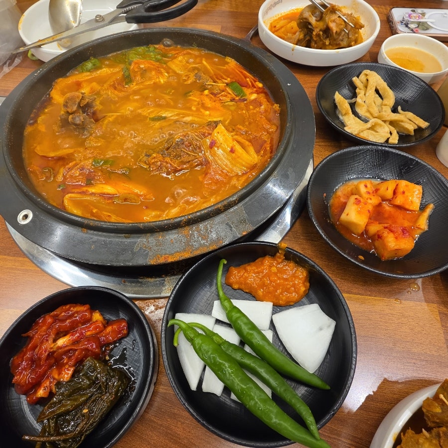 청년감자탕 평택고덕점 사진 5