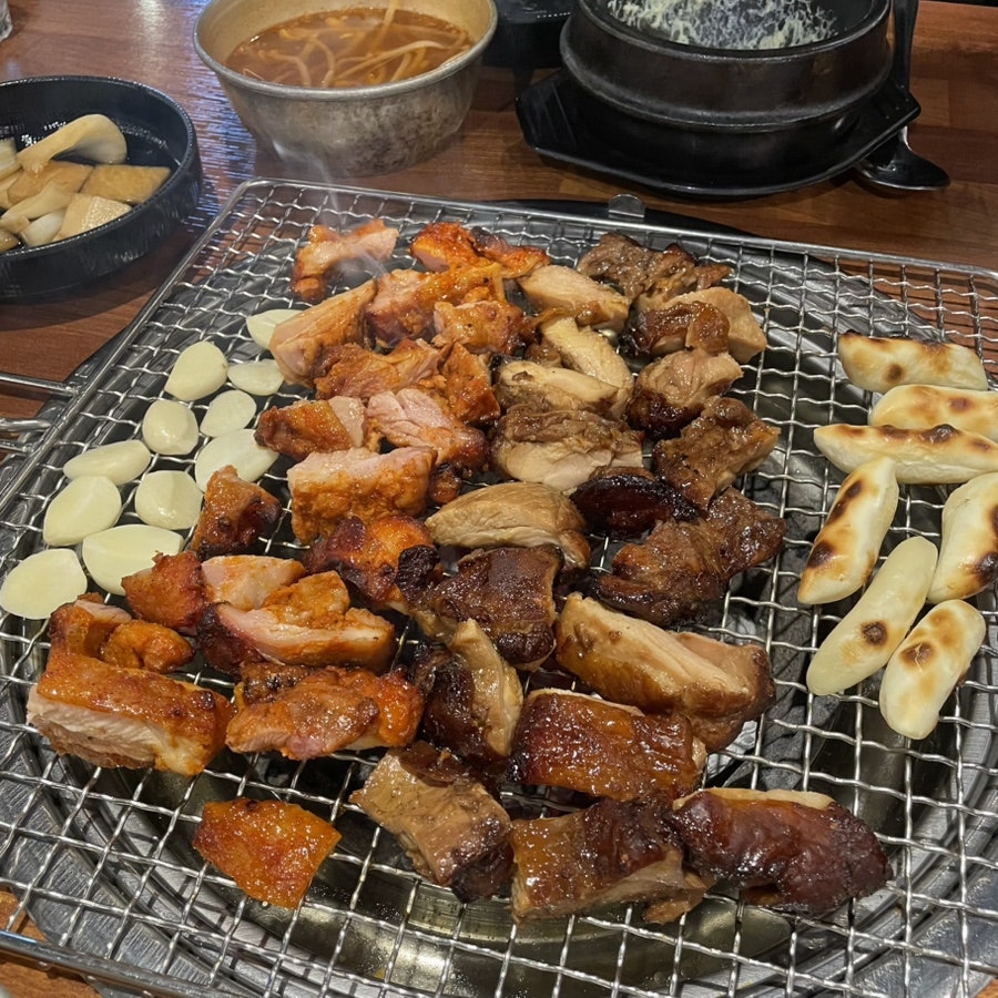 밤새우는닭 월성직영점 사진 1
