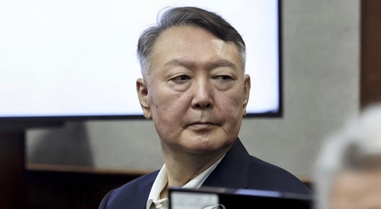 [긴급속보] <b>윤석열</b> ‘대선 허위발언’ 1심 <b>선고</b> D-1... 