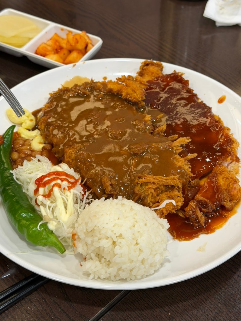 강남 고속터미널 호남선 돈까스 맛집 101번지 남산돈까스 센트럴시티점 | 반반돈까스, 뚝배기....