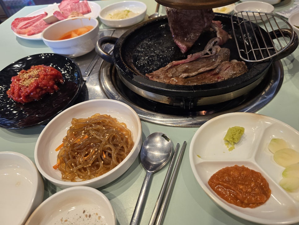 꾸석지돌판한우 아산배방점 사진 2
