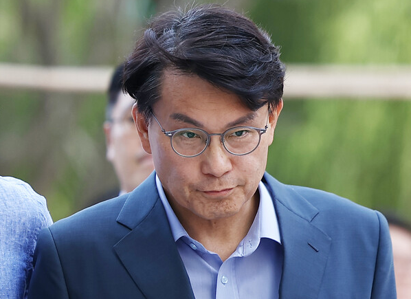 전두환 사위에서 롯데가 조카사위까지 5선 윤상현, 그는 어떤 사람인가?