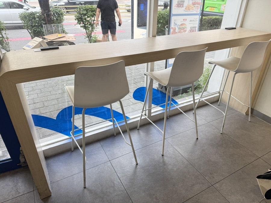 움버거앤윙스 화곡역점 사진 5