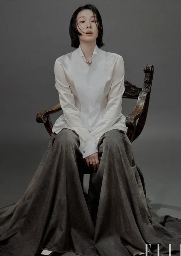 '피겨여왕 김연아' 디올 쥬얼리 화보 속 단발도 이렇게 잘어울리니 고우림이 반할 수 밖에.